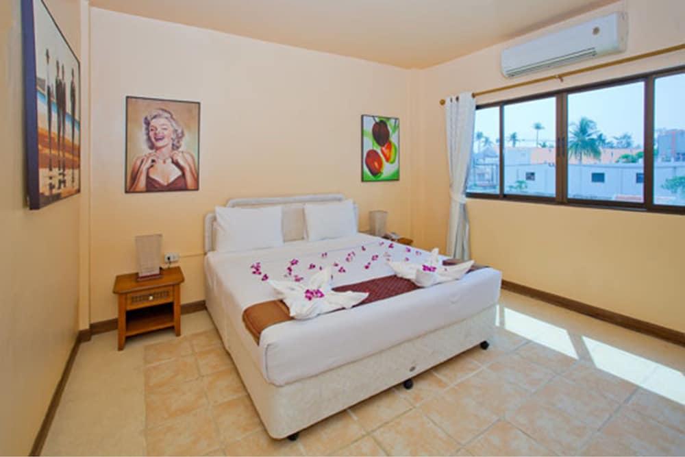 Bangla Star Hotel Phuket Ngoại thất bức ảnh