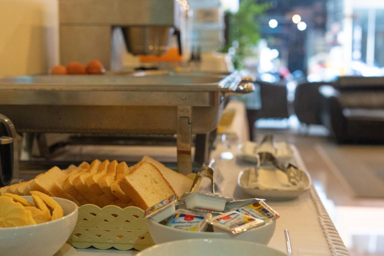 Bangla Star Hotel Phuket Ngoại thất bức ảnh
