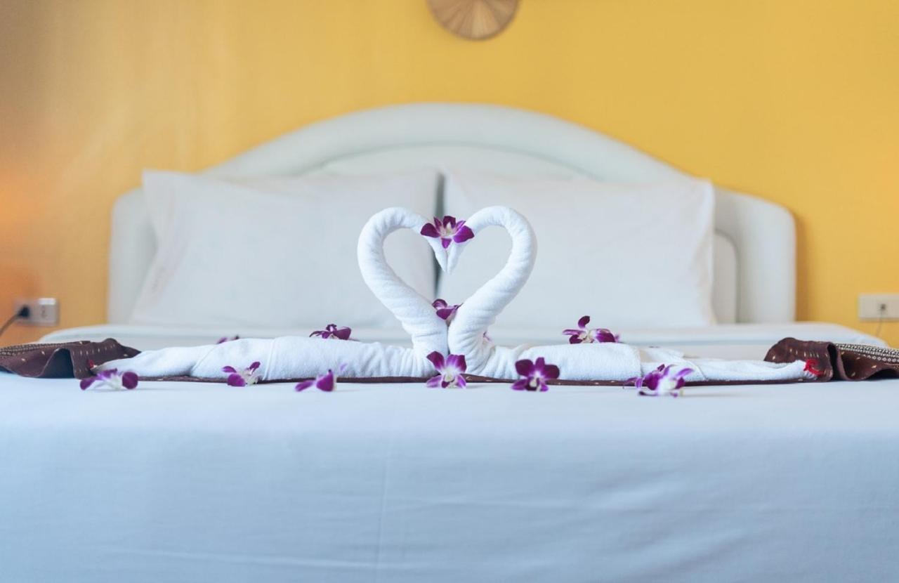 Bangla Star Hotel Phuket Ngoại thất bức ảnh